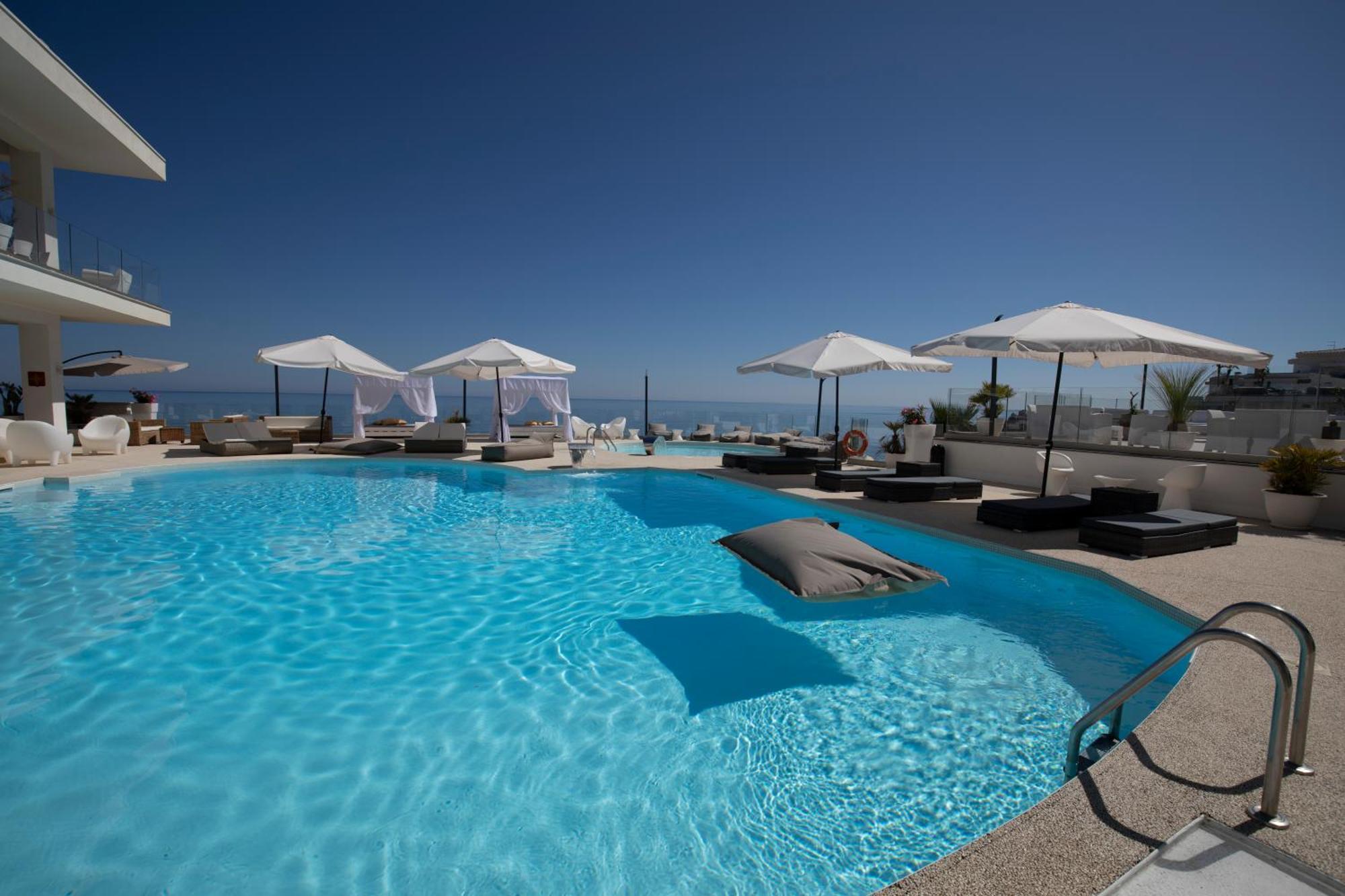 Hotel Sporting Club 4*